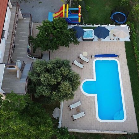 Casa Di Oliva-House With Heated Pool & Jacuzzi In Trilj, Croatia Exterior foto